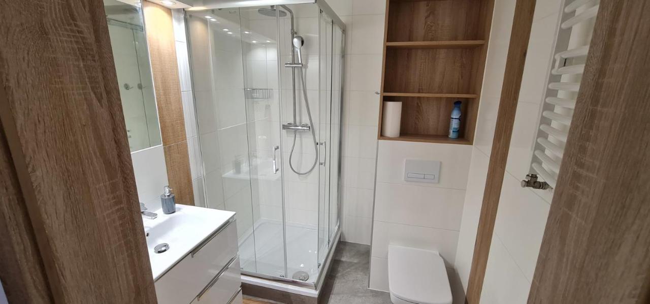 Apartamenty Everysky - Zrodlana 2 ชเวียราโดว์-สโดรยจ์ ภายนอก รูปภาพ